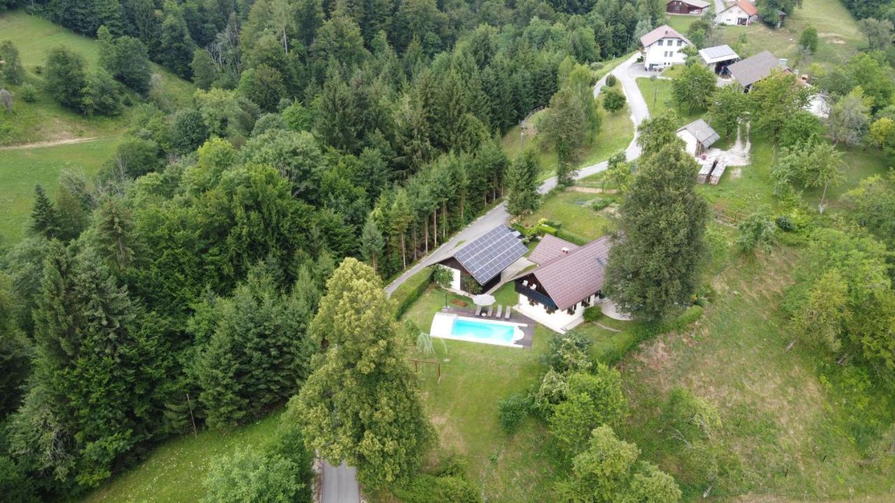 House In Nature With Pool, Pr Matazic Holiday home *